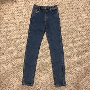 Brandy Melville skinny jeans